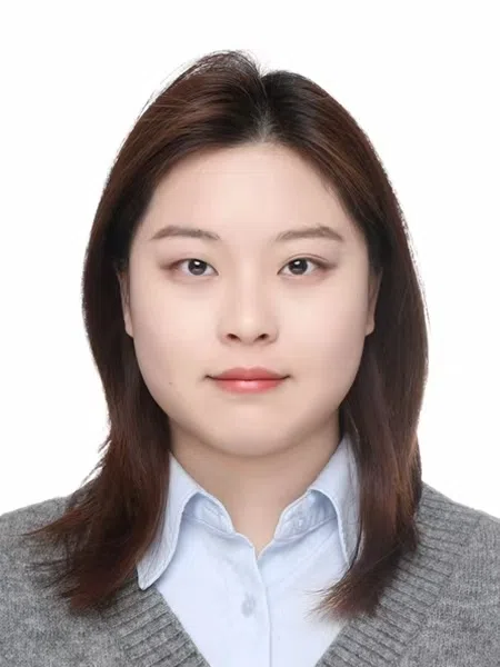 Jiayi Lu (陆佳宜)