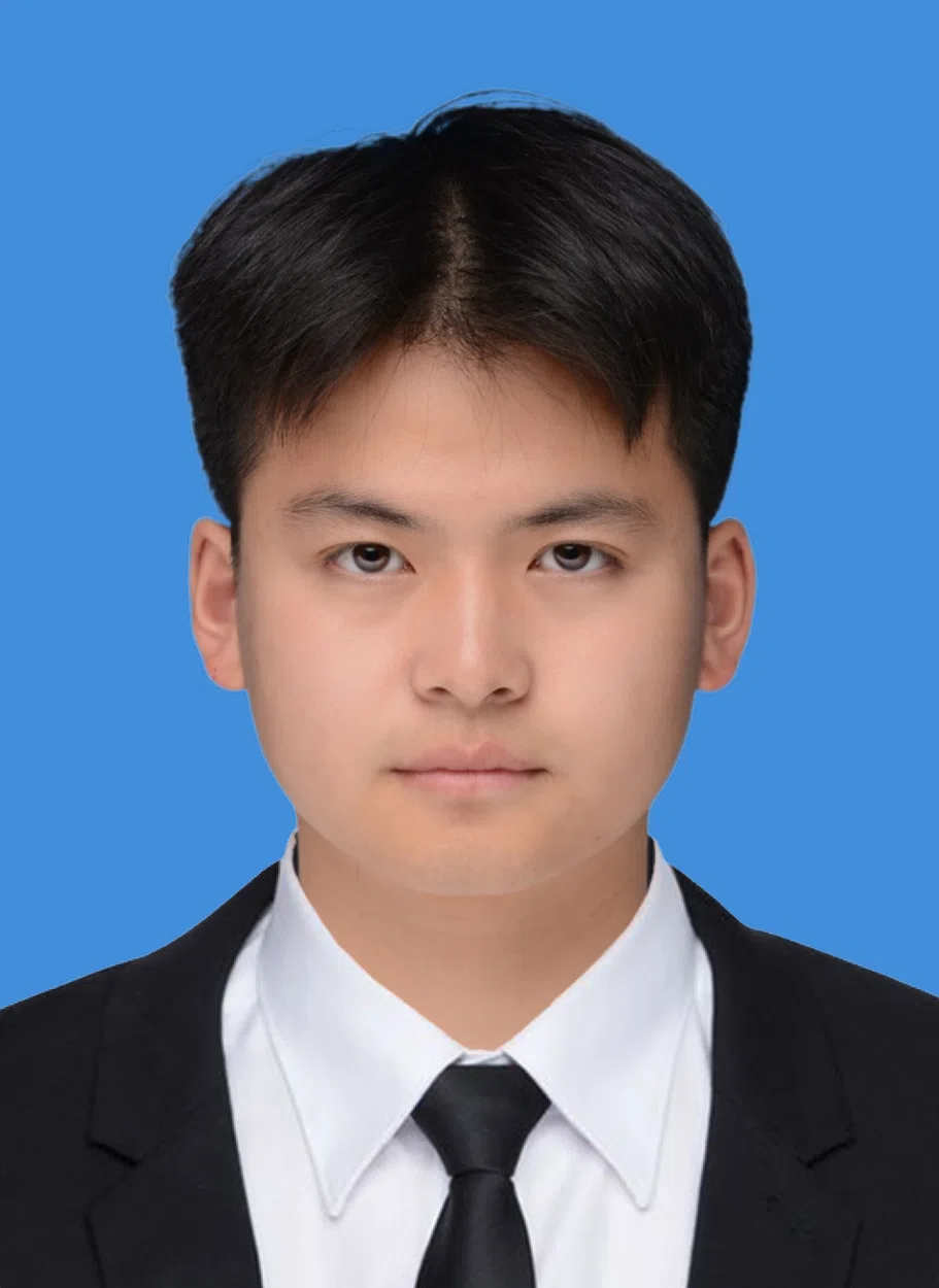 Zhipeng Xiang (向志鹏)
